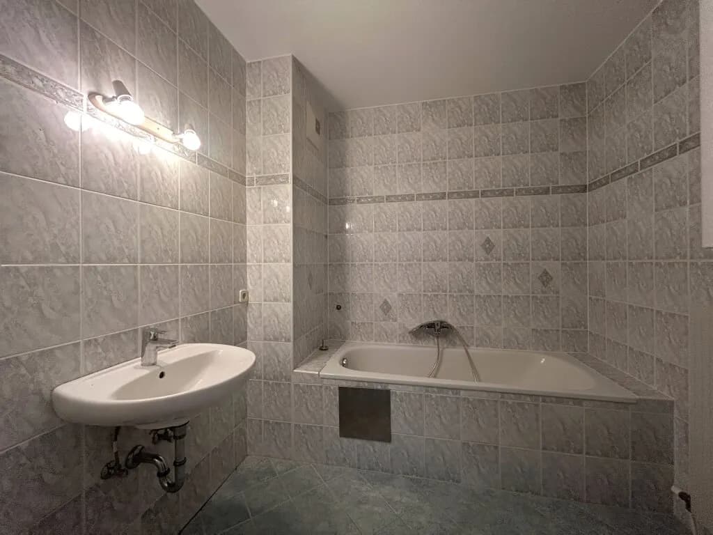 3-Zimmer-Wohnung kaufen in Perg – 73,55 m², € 117.100 – Bild 8 von 18