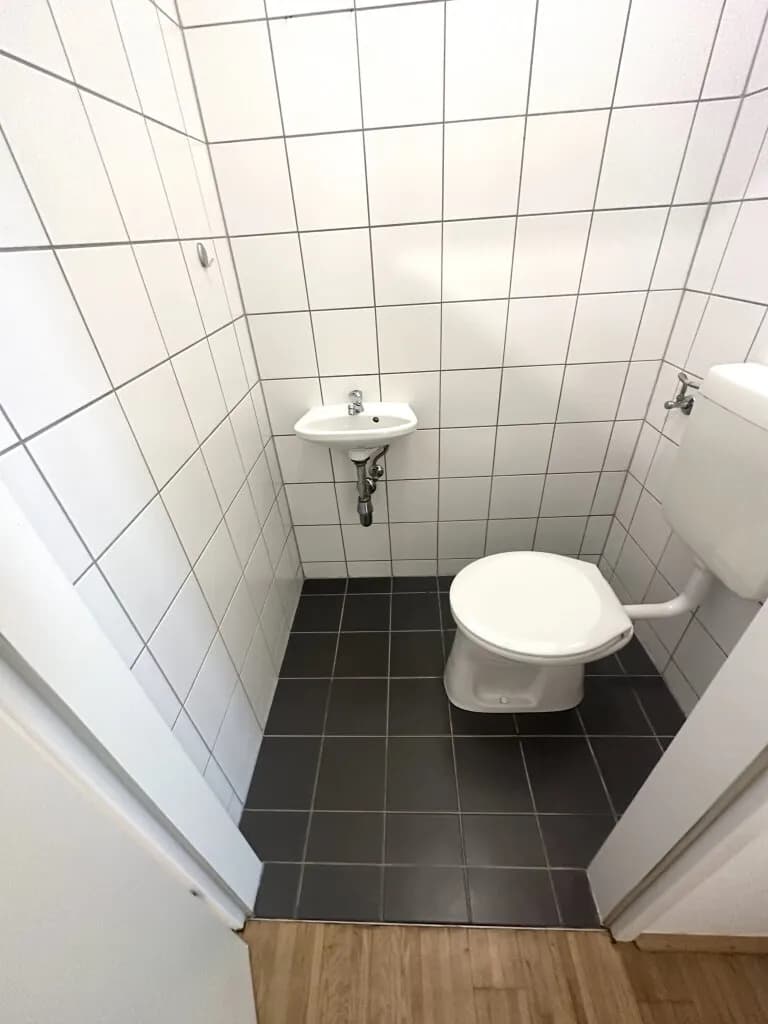 3-Zimmer-Gewerbeimmobilie mieten in Wien – 104 m², € 2.126 – Bild 9 von 17