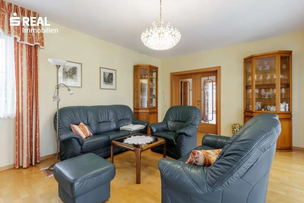 8-Zimmer-Haus kaufen in Hollabrunn – 391 m², € 790.000 – Bild 12 von 32