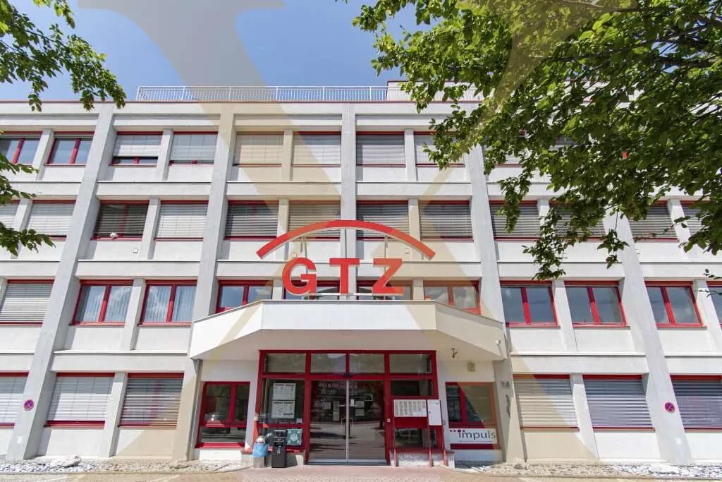 Gewerbeimmobilie mieten in Wels – 140 m², € 1.763