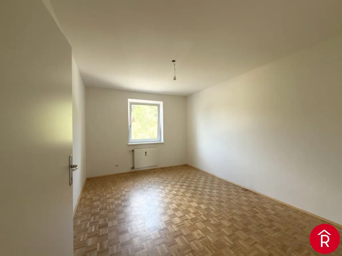 4-Zimmer-Wohnung mieten in Linz – 135,33 m², € 1.671 – Bild 7 von 9