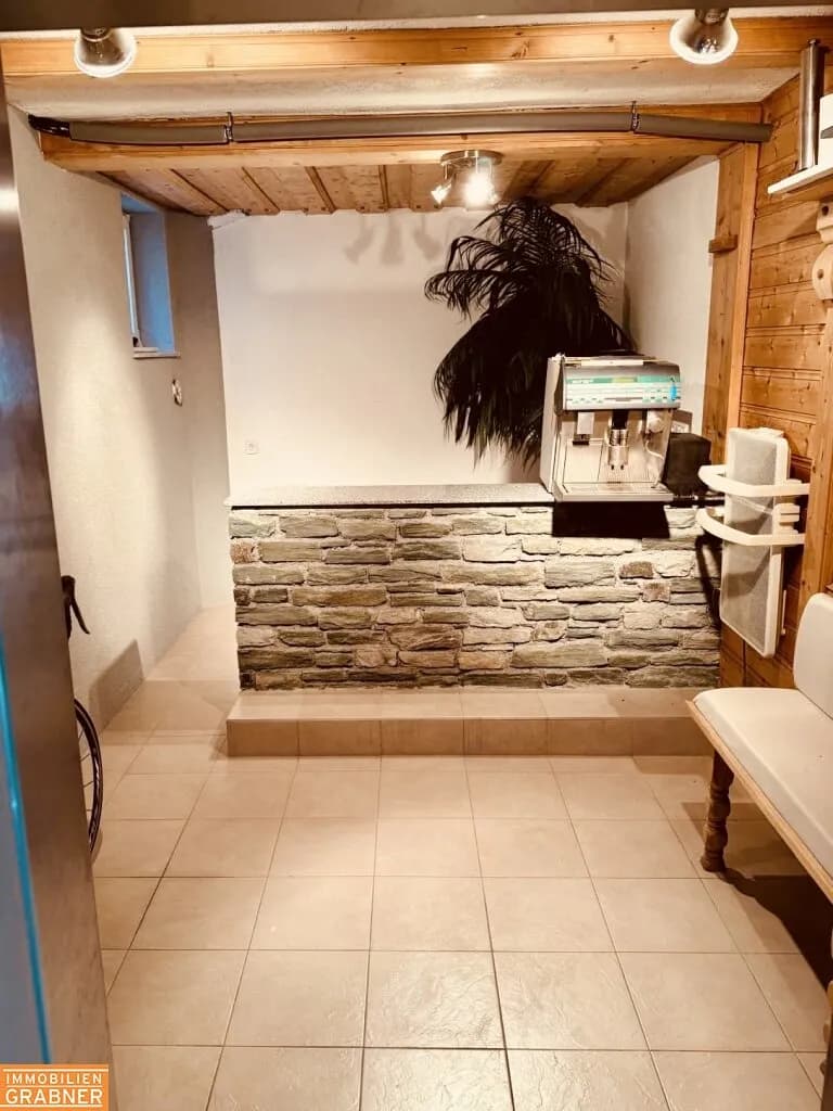 9-Zimmer-Wohnung kaufen in Gmunden – 184,46 m², € 695.000 – Bild 24 von 32