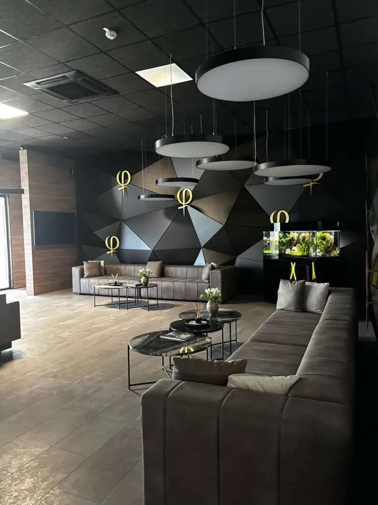 Gewerbeimmobilie mieten in Wien – 4 270 m² – Bild 2 von 12