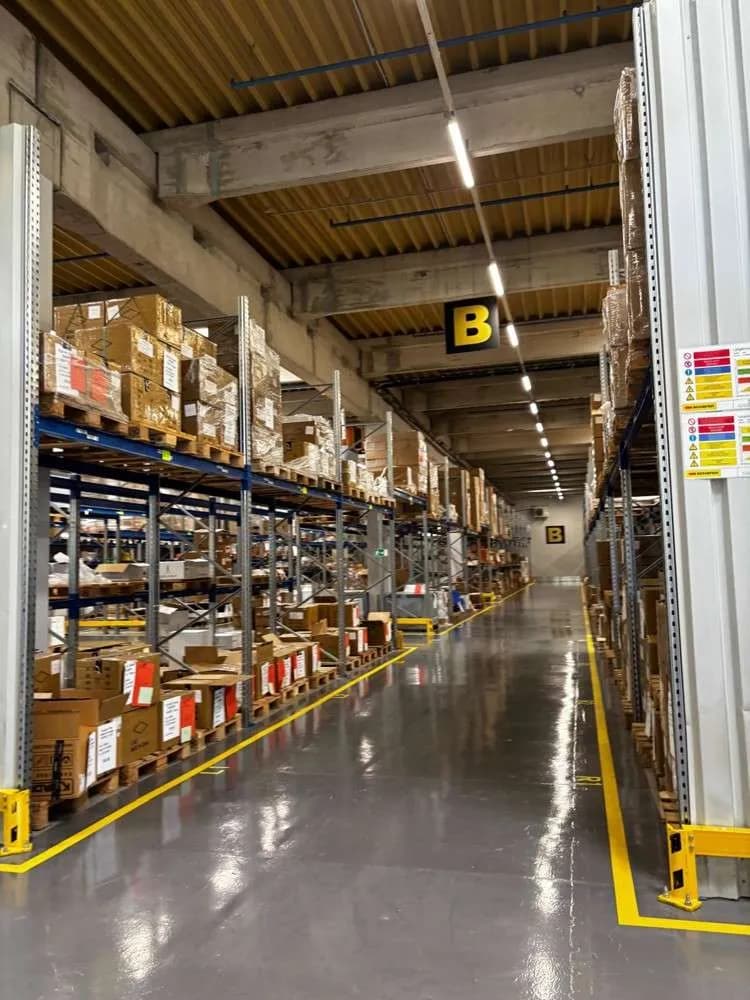 Gewerbeimmobilie mieten in Wien – 4 270 m² – Bild 10 von 12