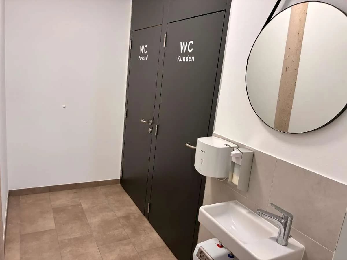 Gewerbeimmobilie mieten in Bruck an der Leitha – 57 m², € 1.120 – Bild 10 von 10