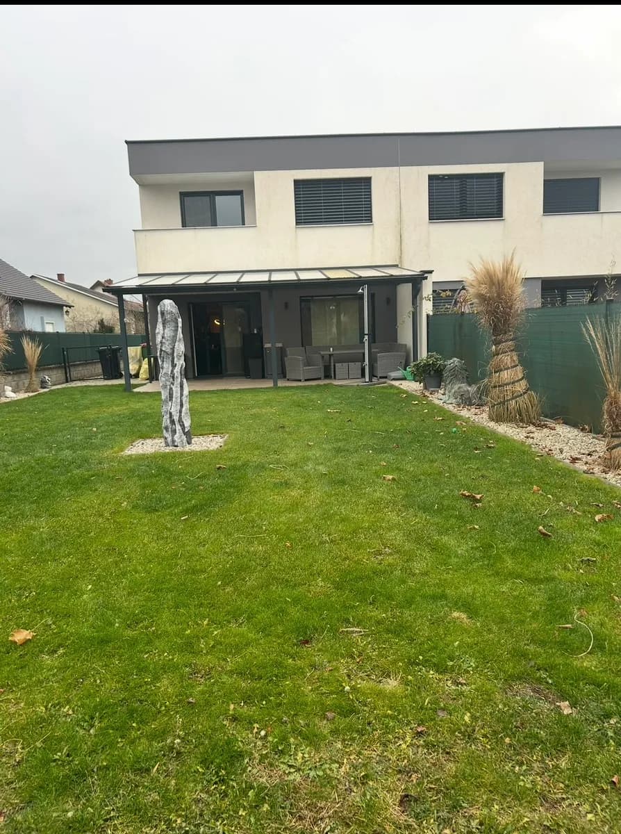 4-Zimmer-Haus mieten in Gänserndorf – 130 m², € 1.950 – Bild 2 von 8