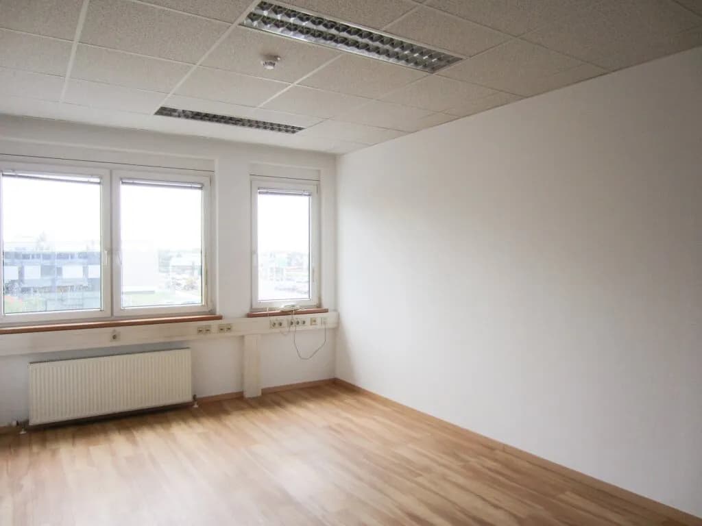 Gewerbeimmobilie mieten in Mödling – 200 m², € 11 – Bild 9 von 23