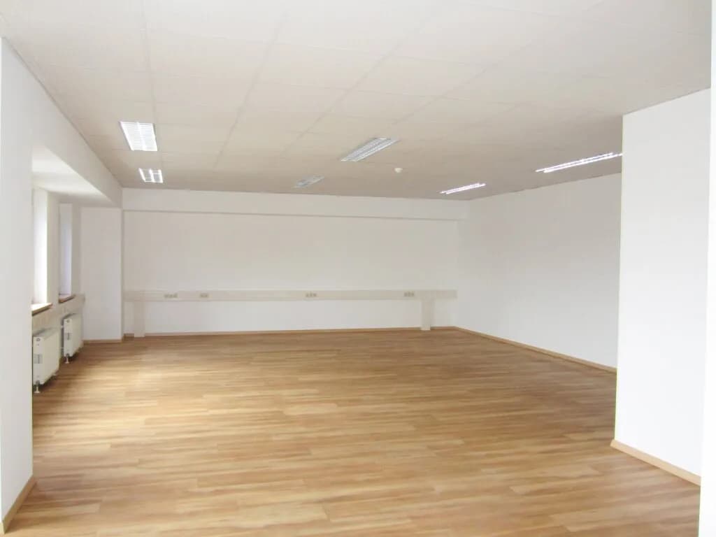 Gewerbeimmobilie mieten in Mödling – 200 m², € 11 – Bild 12 von 23