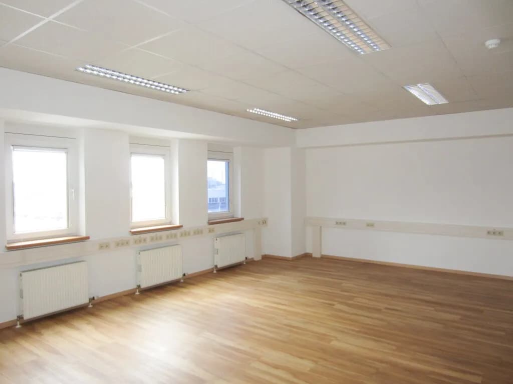 Gewerbeimmobilie mieten in Mödling – 200 m², € 11 – Bild 13 von 23