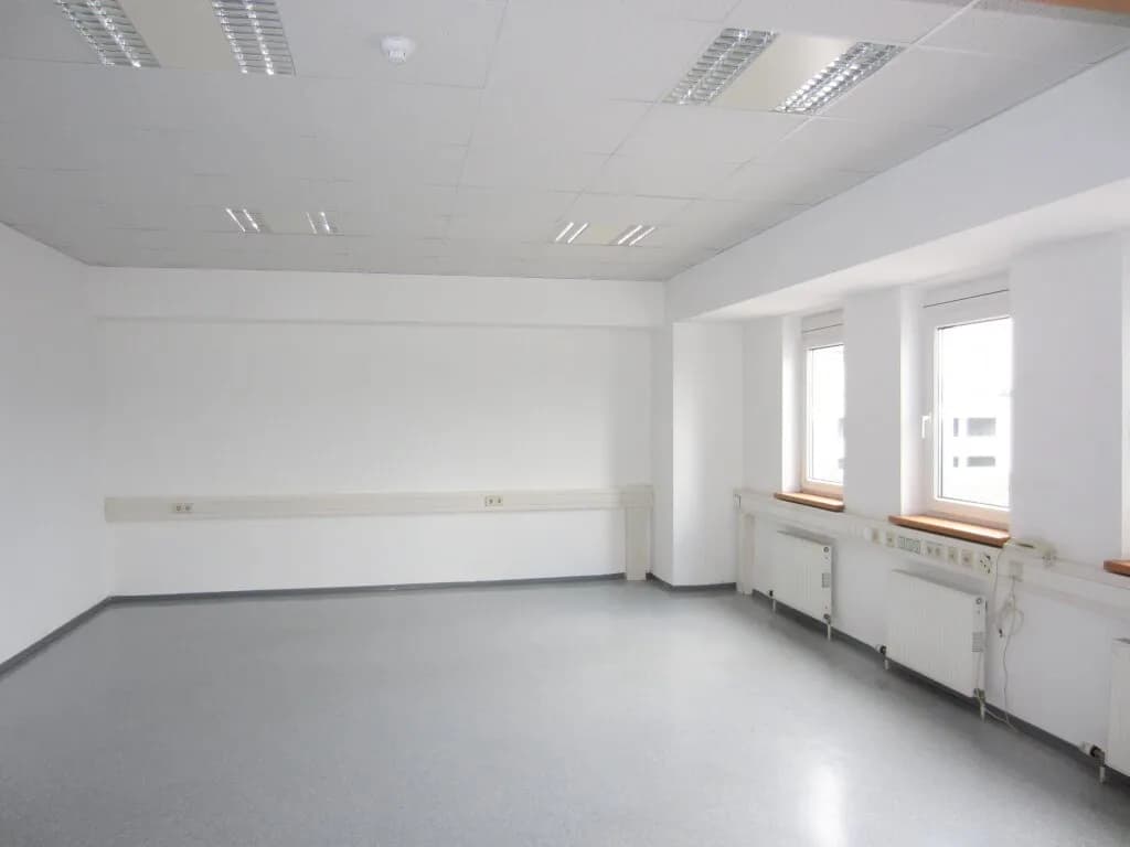 Gewerbeimmobilie mieten in Mödling – 200 m², € 11 – Bild 15 von 23
