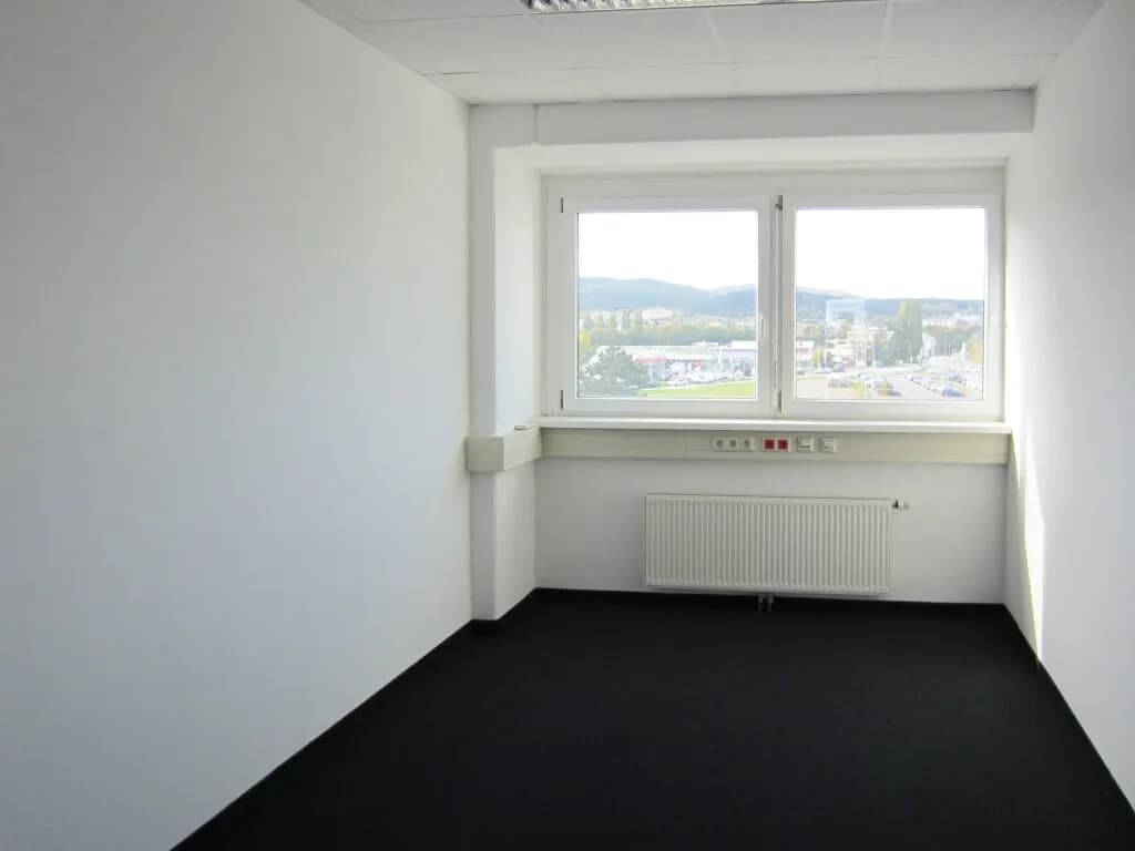 Gewerbeimmobilie mieten in Mödling – 200 m², € 11 – Bild 22 von 23