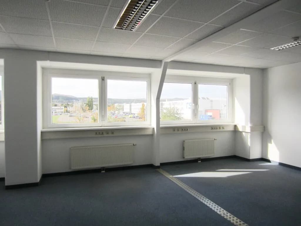 Gewerbeimmobilie mieten in Mödling – 200 m², € 11 – Bild 23 von 23