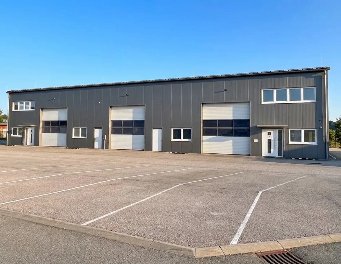 Gewerbeimmobilie mieten in Gmunden – 1 118 m² – Bild 2 von 11