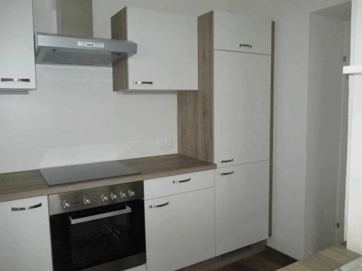 1-Zimmer-Wohnung mieten in Linz – 21 m², € 445 – Bild 2 von 8