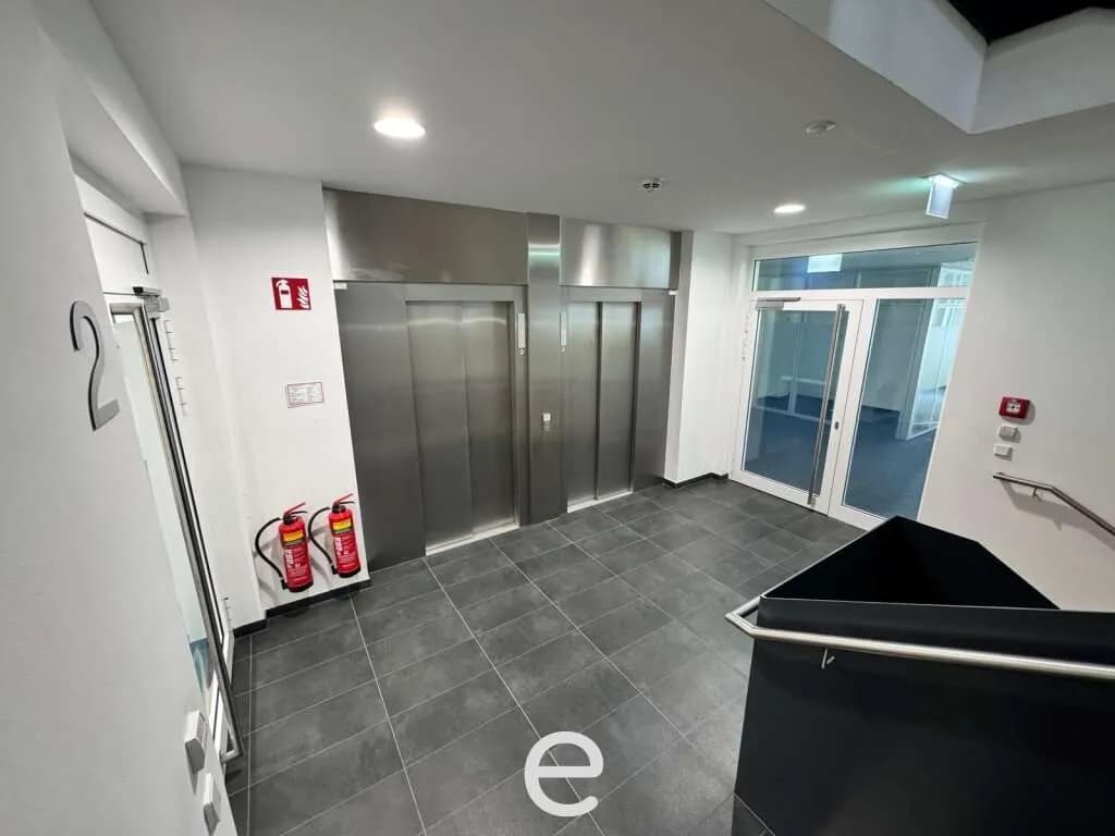 Gewerbeimmobilie mieten in Linz – 1 754 m² – Bild 3 von 8