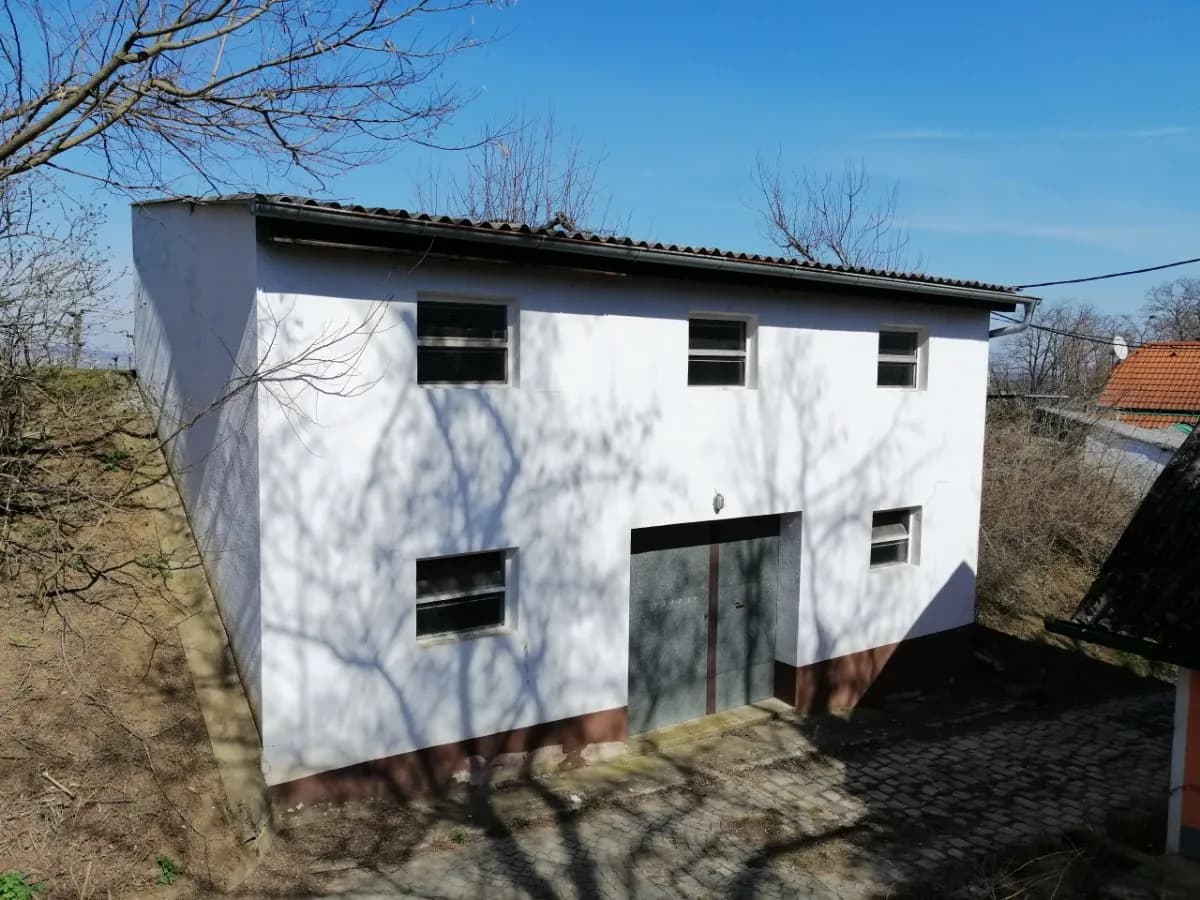Immobilie kaufen in Hollabrunn – 64 m², € 25.000