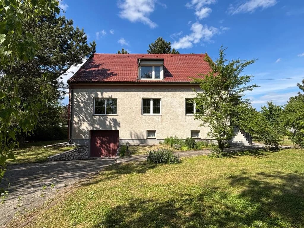 6-Zimmer-Haus kaufen in Mistelbach – 250 m², € 245.000