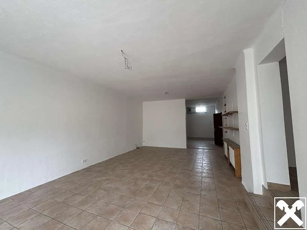 3-Zimmer-Immobilie mieten in Perg – 120 m², € 960