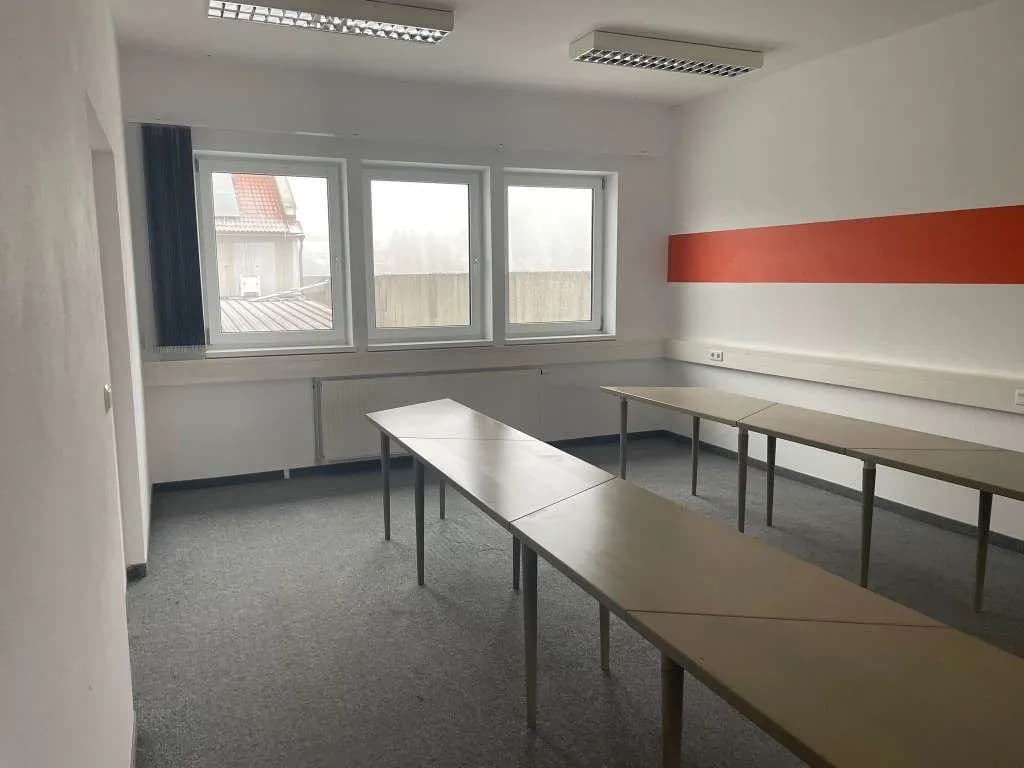 1-Zimmer-Gewerbeimmobilie mieten in Waidhofen an der Thaya – 200 m², € 8 – Bild 6 von 21