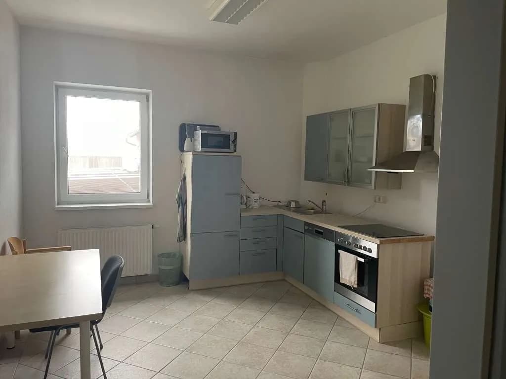 1-Zimmer-Gewerbeimmobilie mieten in Waidhofen an der Thaya – 200 m², € 8 – Bild 21 von 21