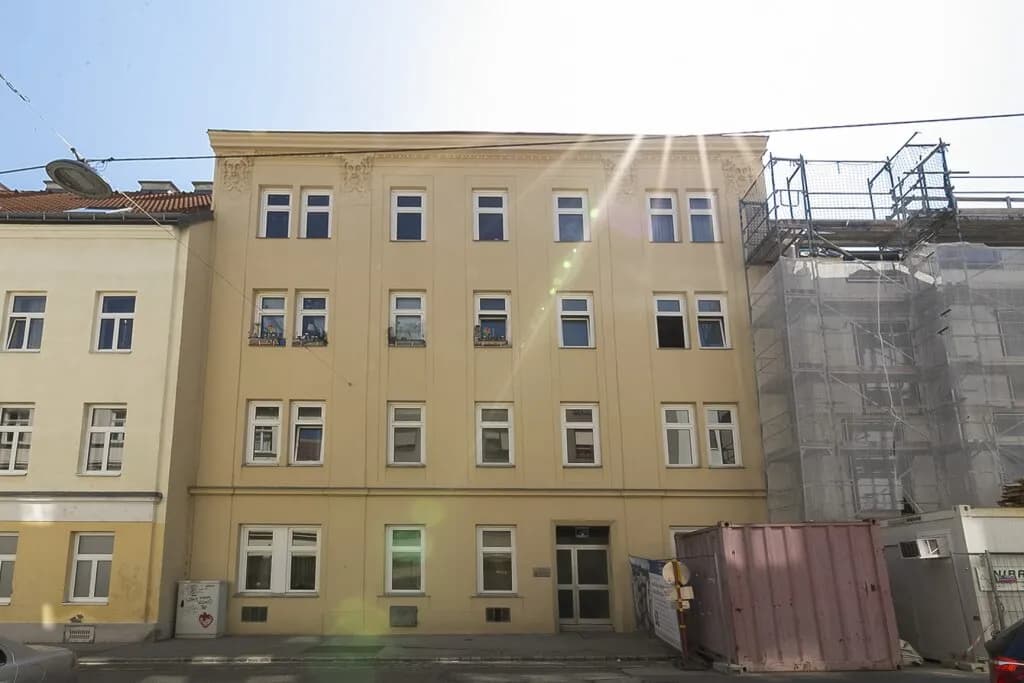Gewerbeimmobilie kaufen in Wien – 984 m², € 2.450.000