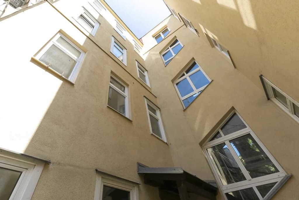 Gewerbeimmobilie kaufen in Wien – 984 m², € 2.450.000 – Bild 7 von 8