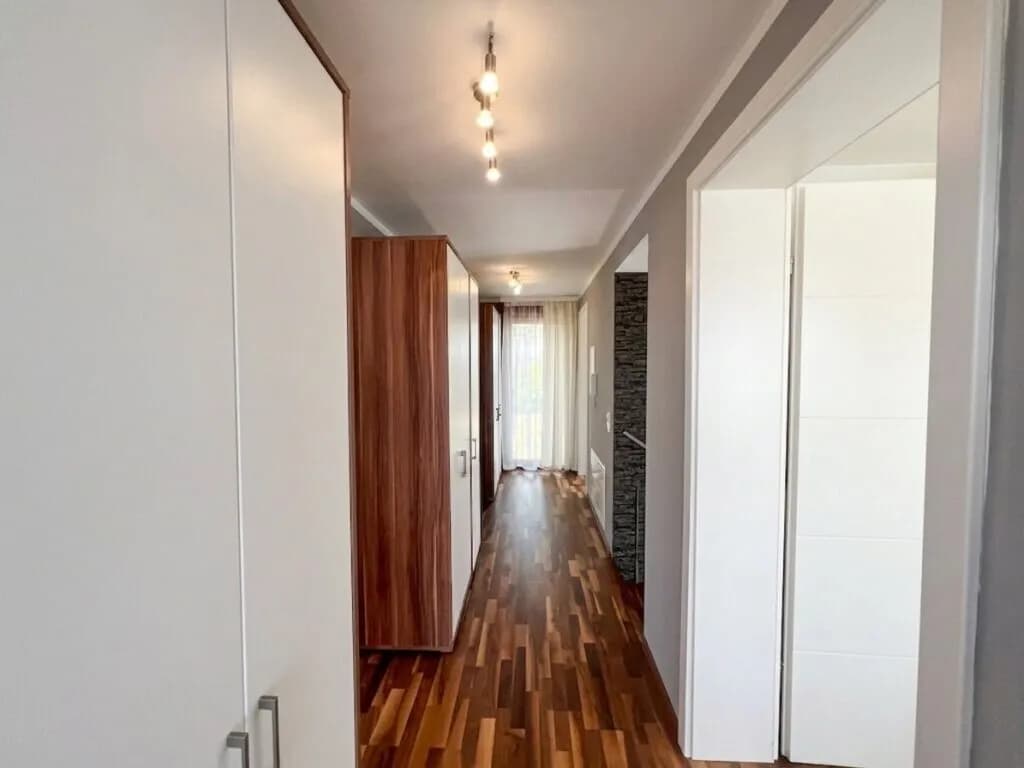 4-Zimmer-Haus mieten in Neunkirchen – 167,82 m², € 2.500 – Bild 19 von 43