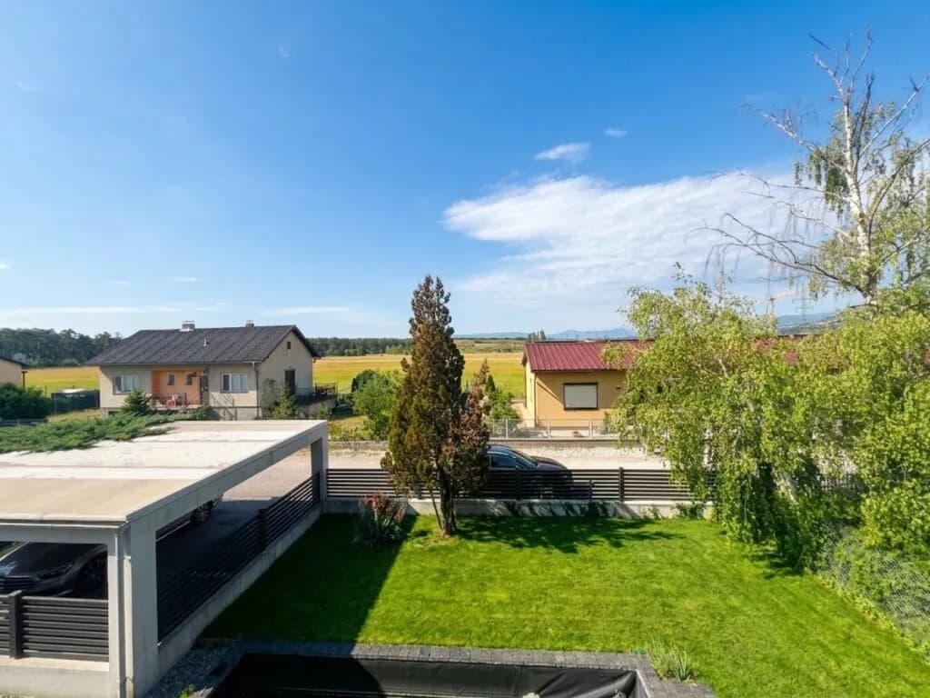 4-Zimmer-Haus mieten in Neunkirchen – 167,82 m², € 2.500 – Bild 28 von 43