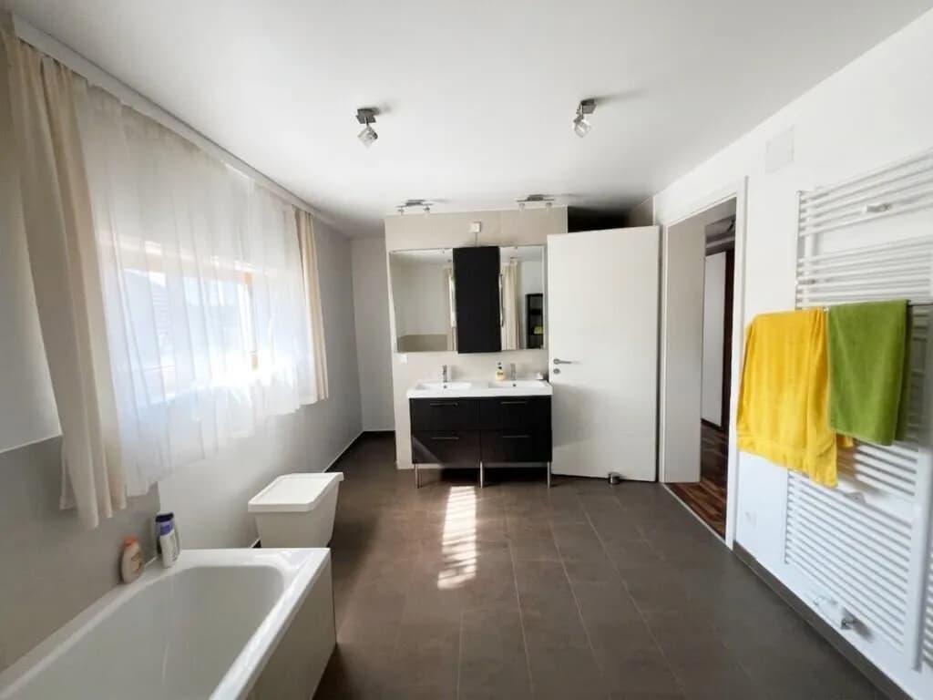 4-Zimmer-Haus mieten in Neunkirchen – 167,82 m², € 2.500 – Bild 30 von 43