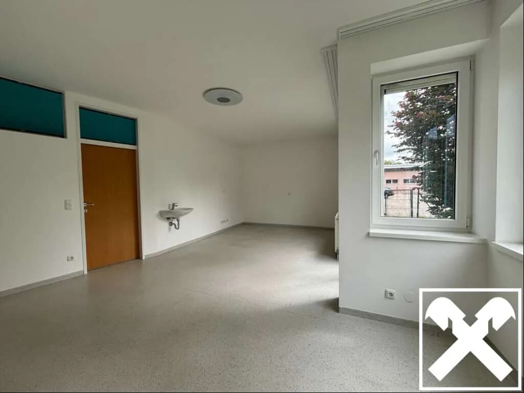 Gewerbeimmobilie mieten in Perg – 94 m², € 981 – Bild 4 von 7