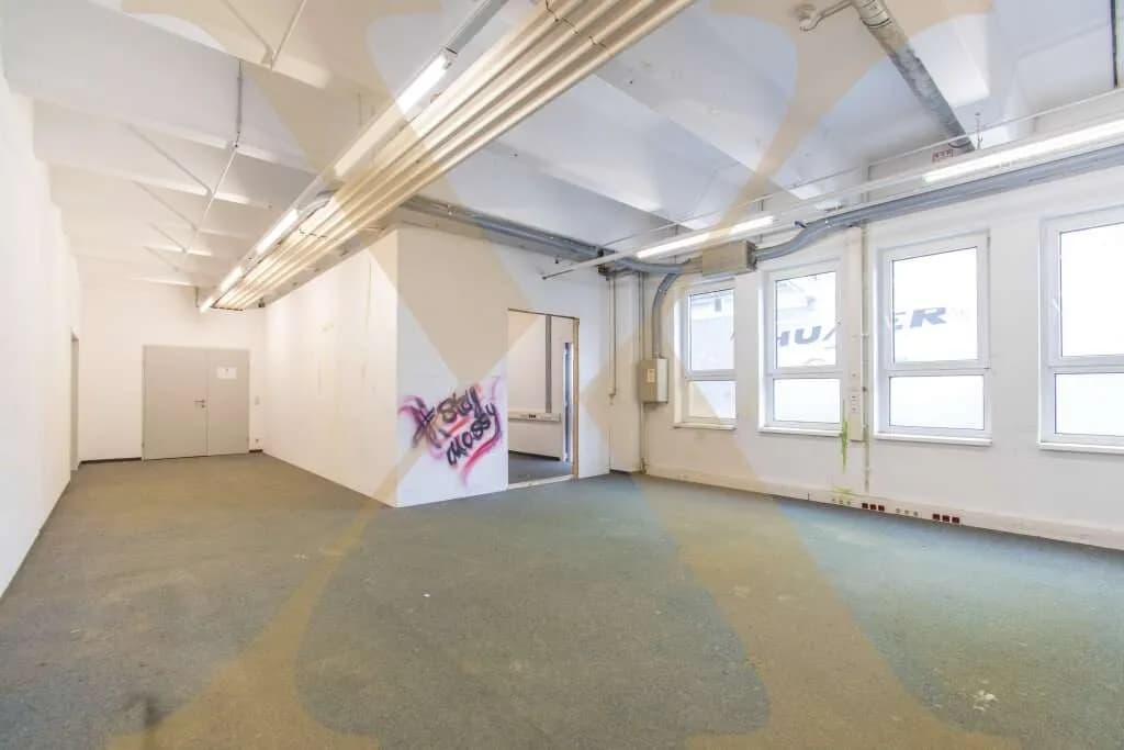 Gewerbeimmobilie mieten in Linz Land – 195 m², € 1.541 – Bild 1 von 5