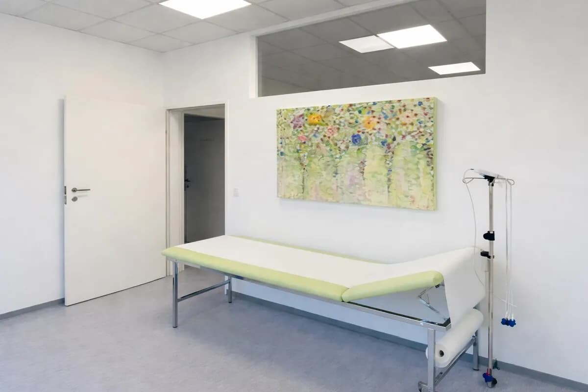 5-Zimmer-Gewerbeimmobilie mieten in Graz – 106 m², € 1.759 – Bild 2 von 11