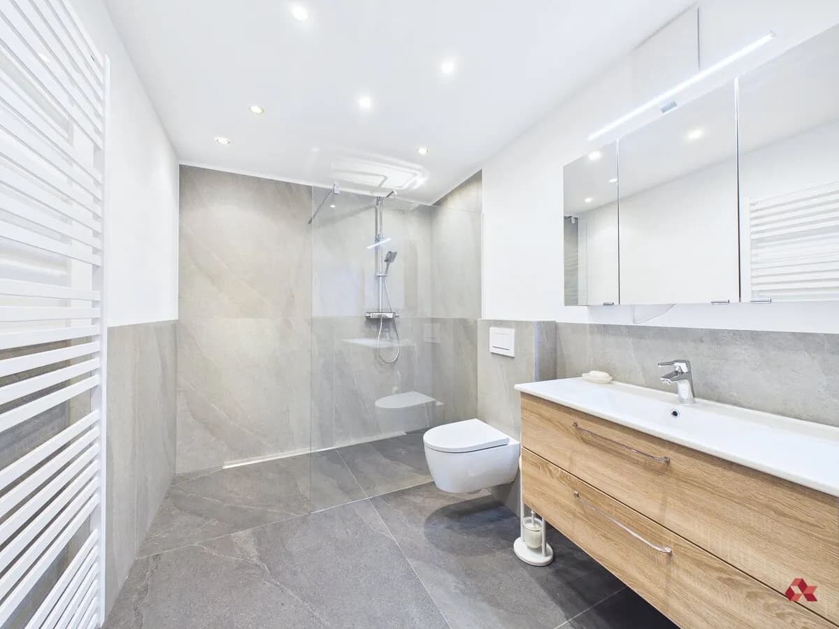 6-Zimmer-Gewerbeimmobilie kaufen in Kufstein – 218 m², € 900.000 – Bild 8 von 19