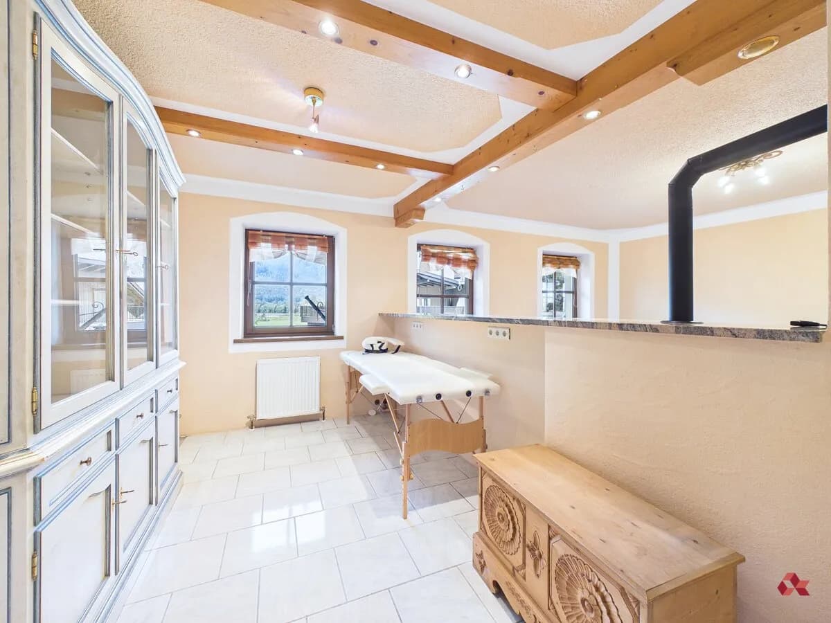 6-Zimmer-Gewerbeimmobilie kaufen in Kufstein – 218 m², € 900.000 – Bild 9 von 19