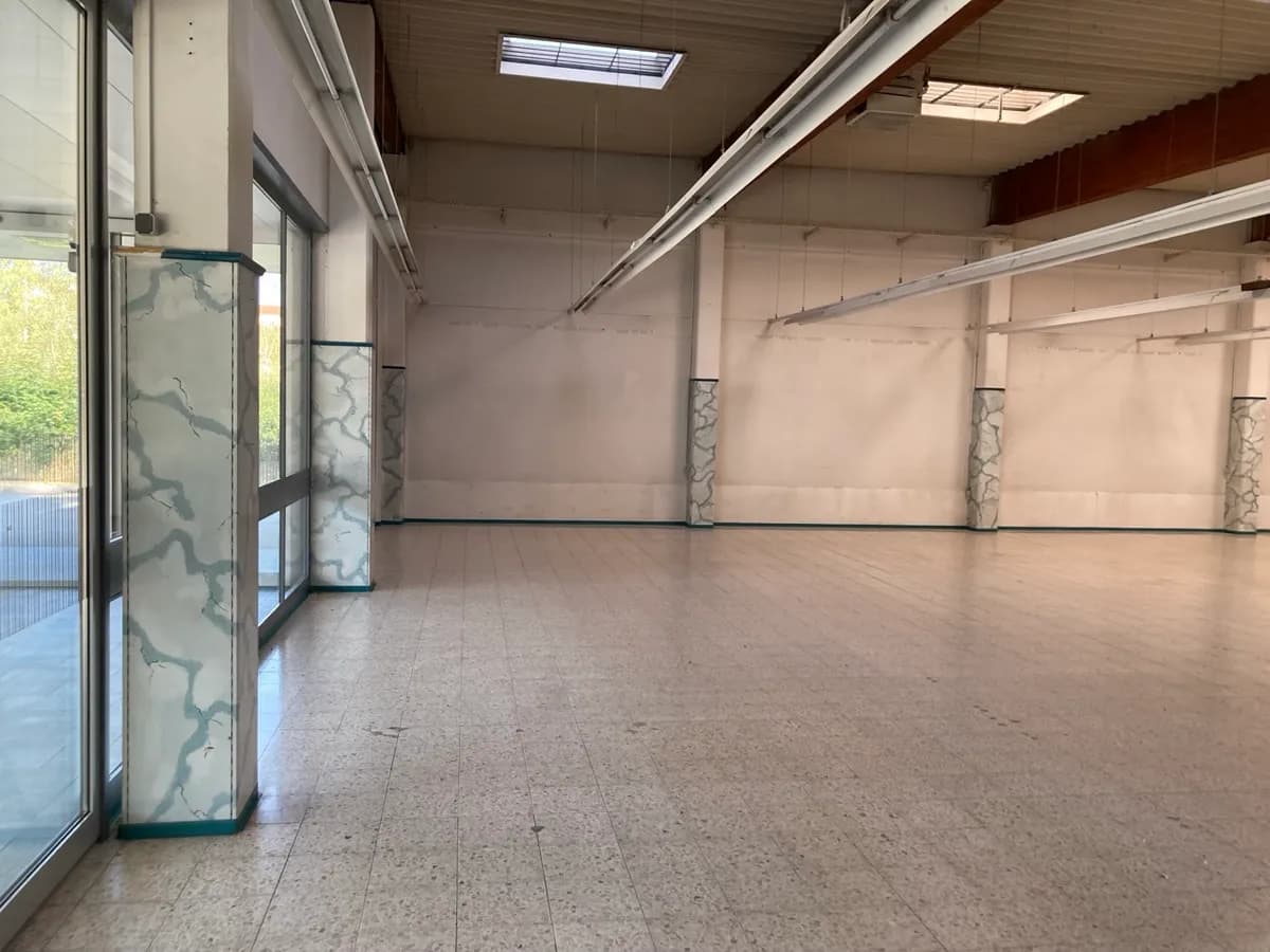 Gewerbeimmobilie mieten in Zwettl – 900 m², € 6 – Bild 4 von 49