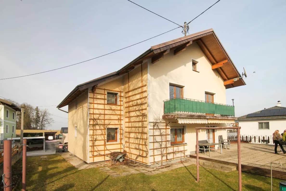 8-Zimmer-Gewerbeimmobilie kaufen in Gmunden – 160 m², € 475.000