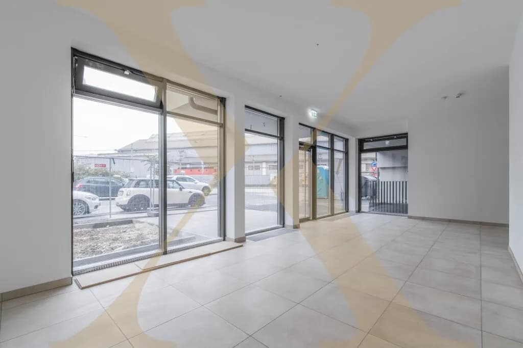 Gewerbeimmobilie mieten in Linz – 61 m², € 940