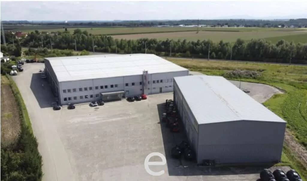 Gewerbeimmobilie mieten in Vöcklabruck – 3 910 m², € 16.422