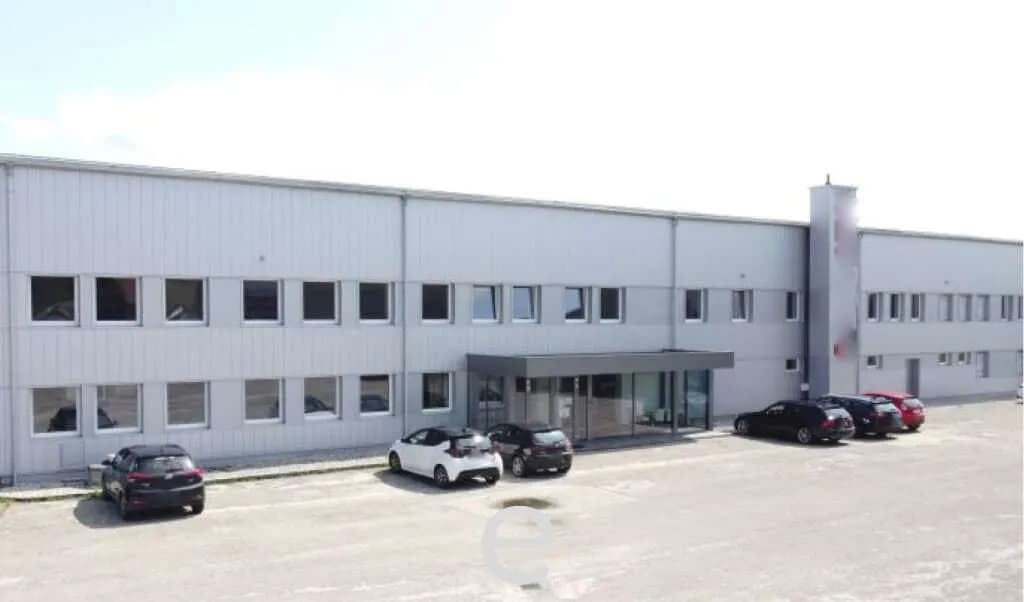 Gewerbeimmobilie mieten in Vöcklabruck – 3 910 m², € 16.422 – Bild 11 von 12