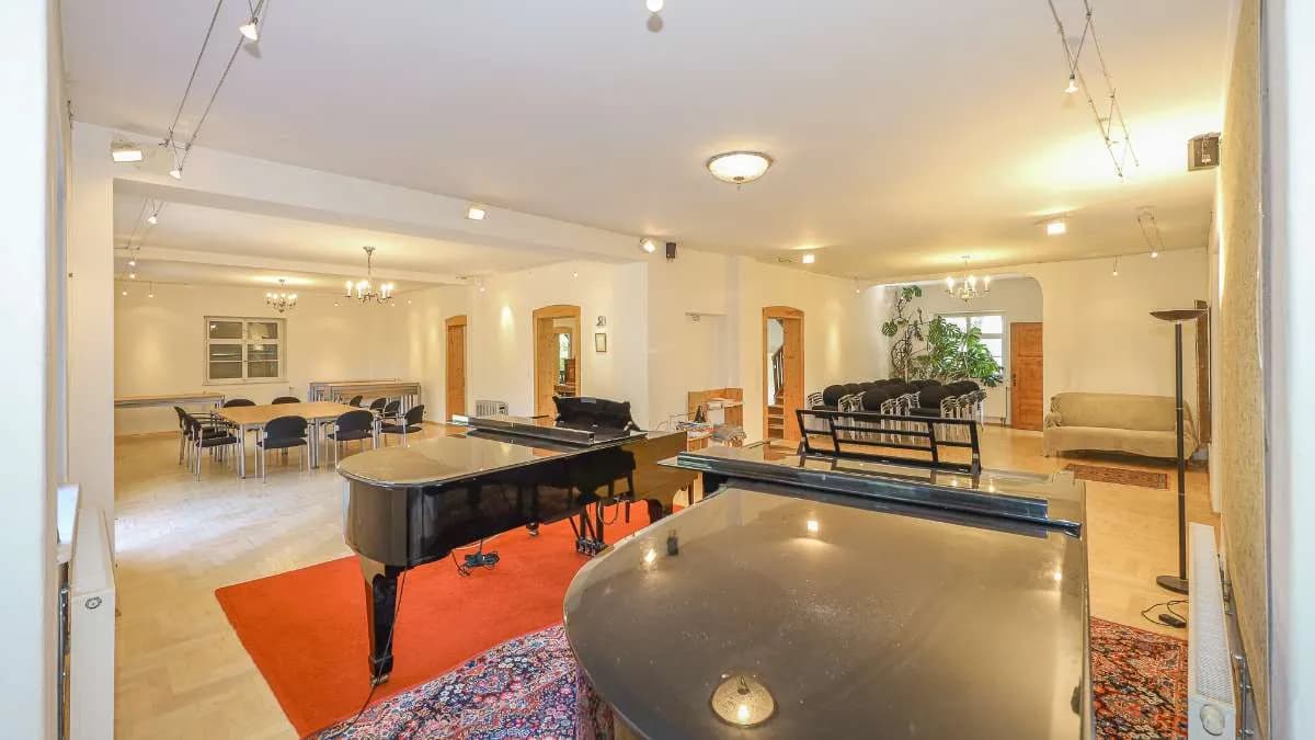 9-Zimmer-Immobilie kaufen in Reutte – 420 m², € 1.390.000 – Bild 9 von 18