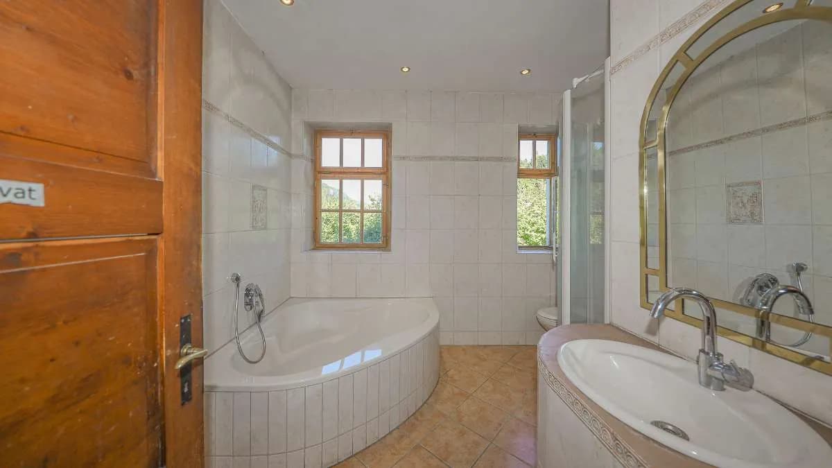 9-Zimmer-Immobilie kaufen in Reutte – 420 m², € 1.390.000 – Bild 11 von 18