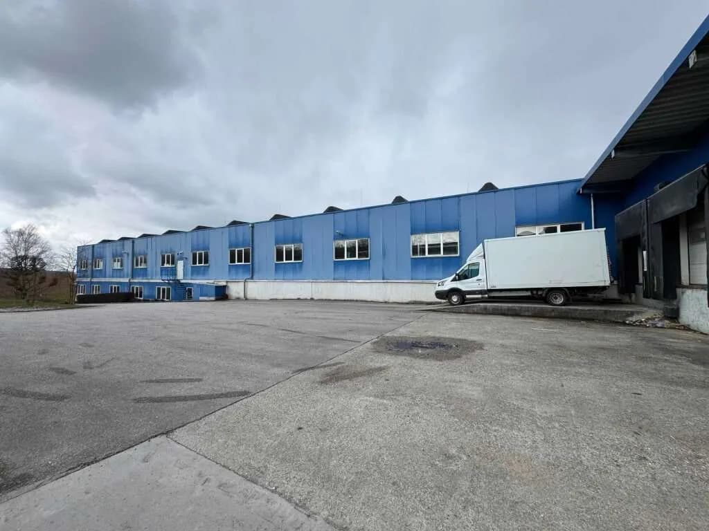 Gewerbeimmobilie mieten in Linz Land – 1 500 m², € 10.050 – Bild 3 von 12