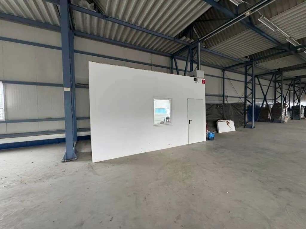 Gewerbeimmobilie mieten in Linz Land – 1 500 m², € 10.050 – Bild 5 von 12