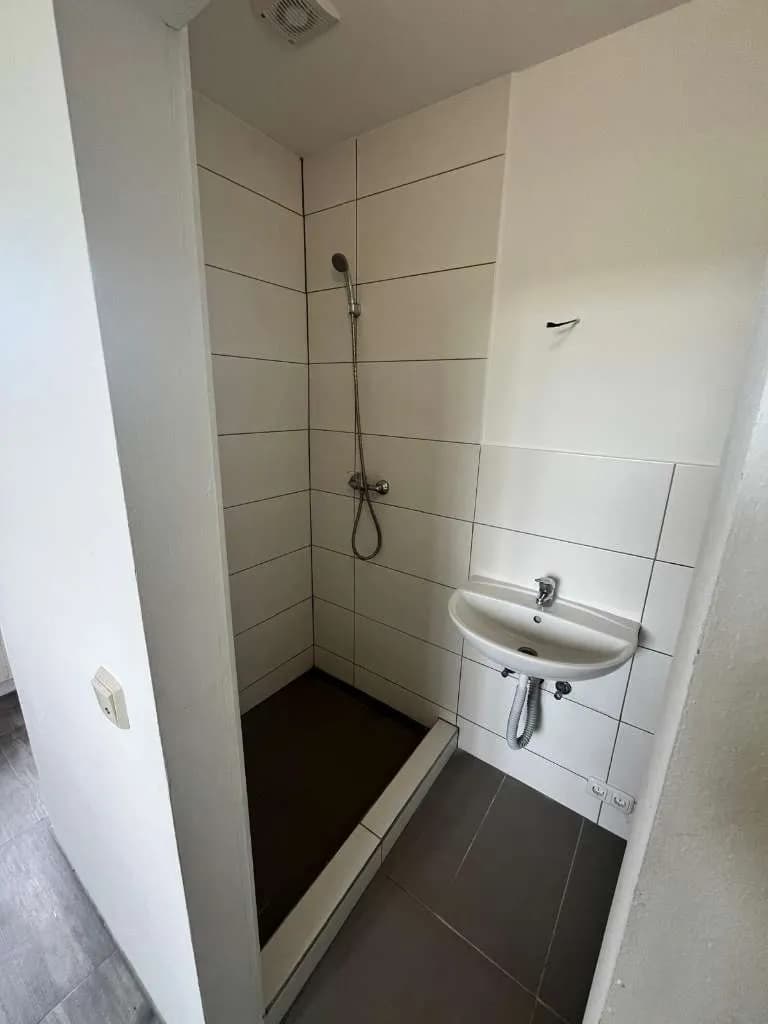 1-Zimmer-Wohnung mieten in Linz – 20 m², € 550 – Bild 7 von 10