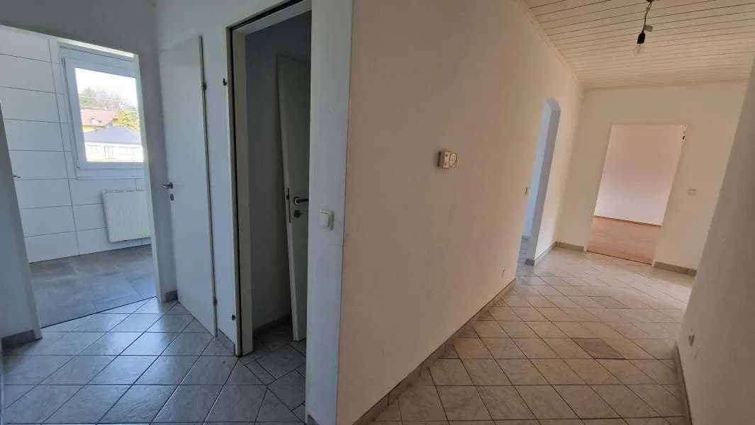 3-Zimmer-Wohnung kaufen in Gmunden – 85 m², € 280.000 – Bild 11 von 14