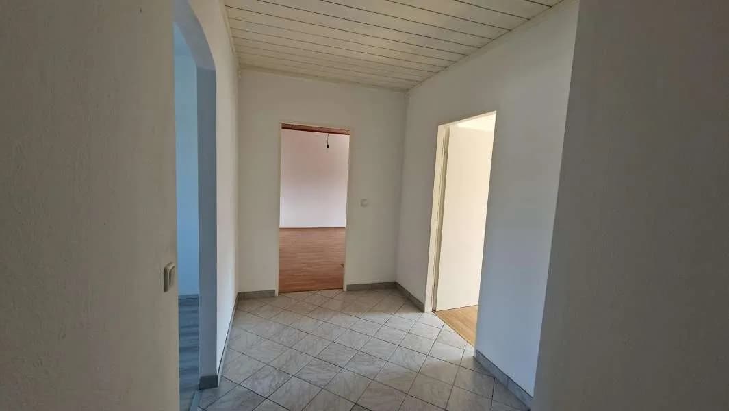3-Zimmer-Wohnung kaufen in Gmunden – 85 m², € 280.000 – Bild 12 von 14