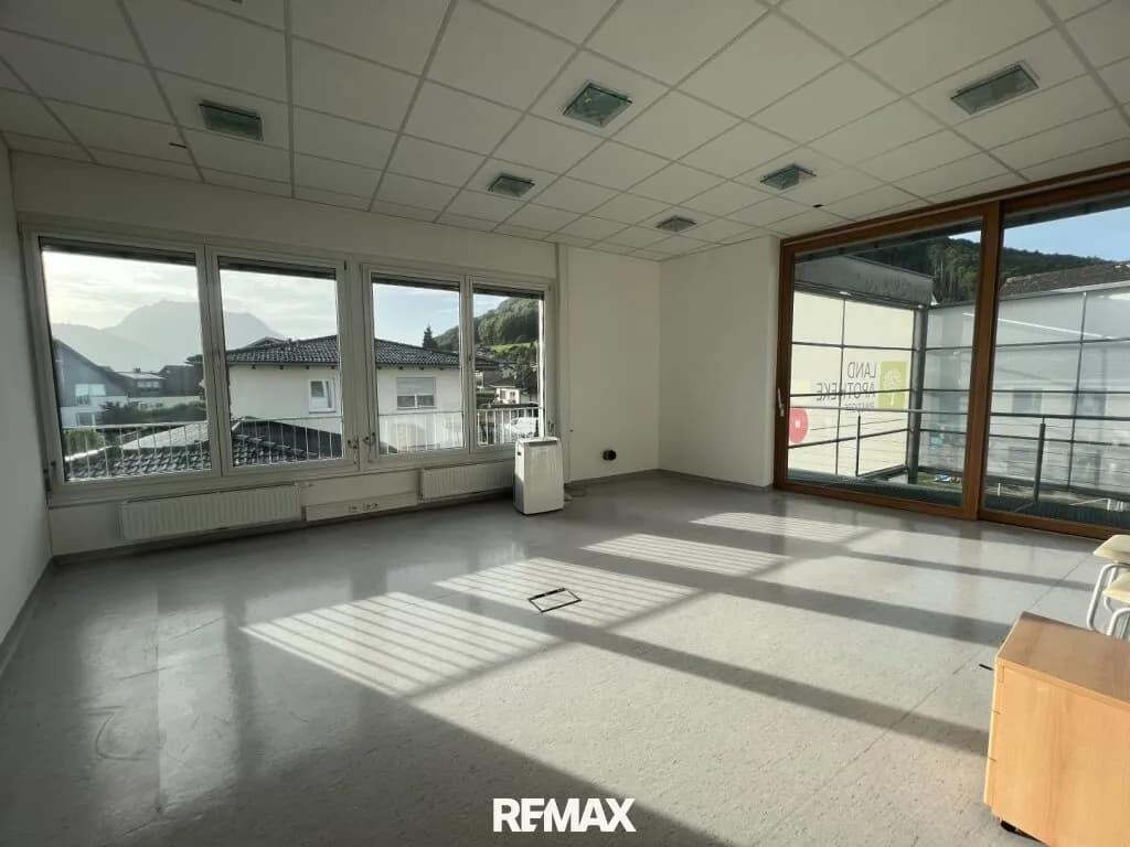 Gewerbeimmobilie mieten in Gmunden – 32 m², € 714 – Bild 2 von 6