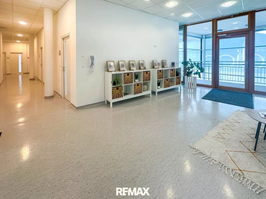 Gewerbeimmobilie mieten in Gmunden – 32 m², € 714 – Bild 6 von 6