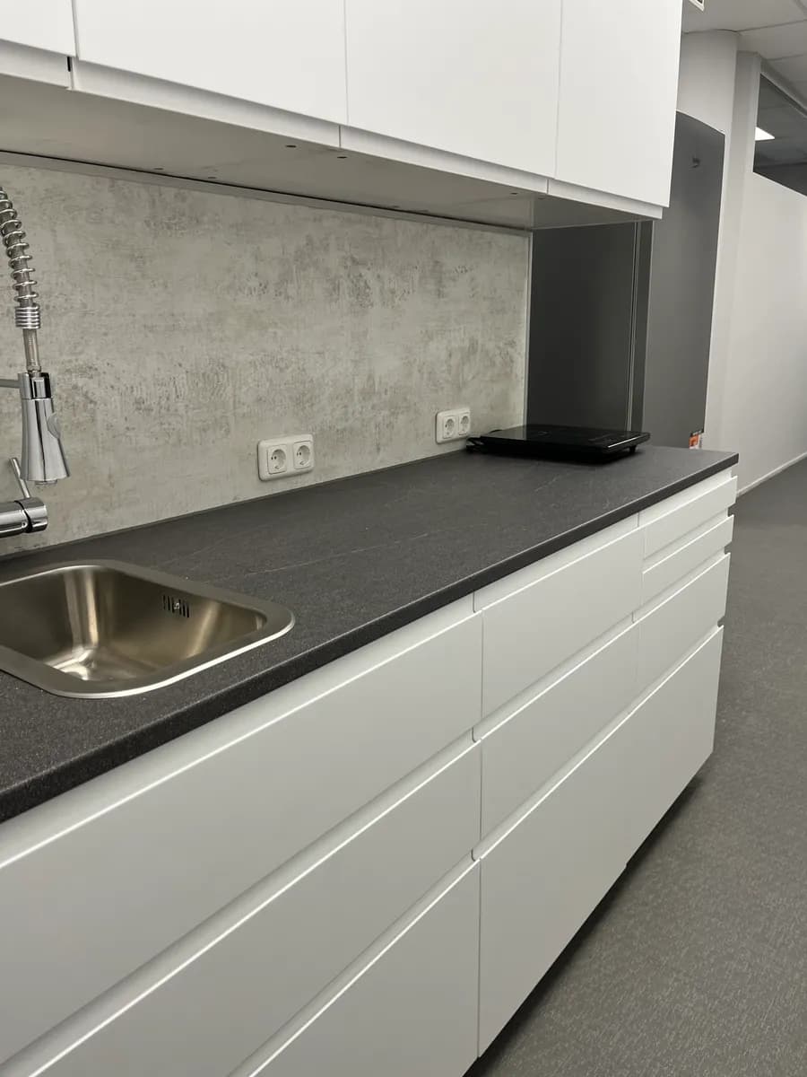 3-Zimmer-Gewerbeimmobilie mieten in Graz – 125 m², € 1.100 – Bild 2 von 7