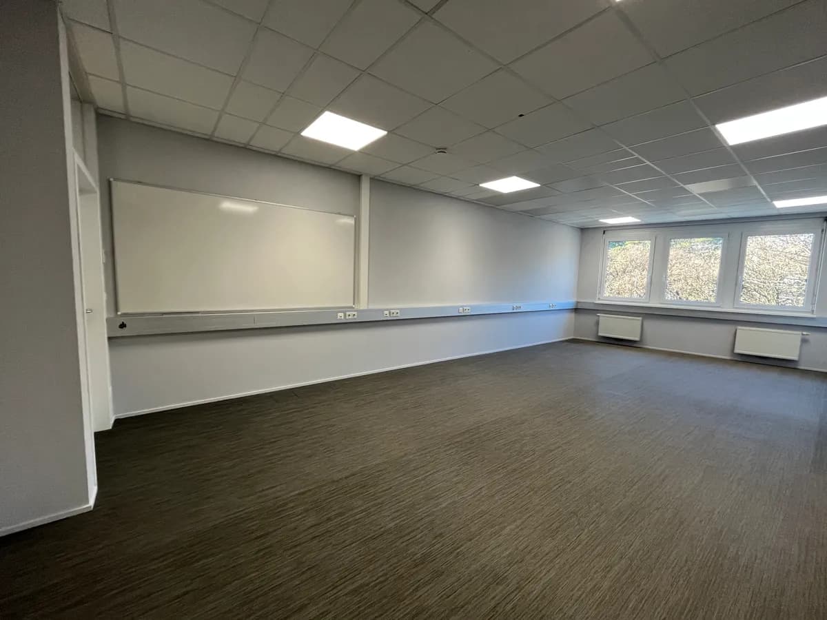 3-Zimmer-Gewerbeimmobilie mieten in Graz – 125 m², € 1.100 – Bild 4 von 7